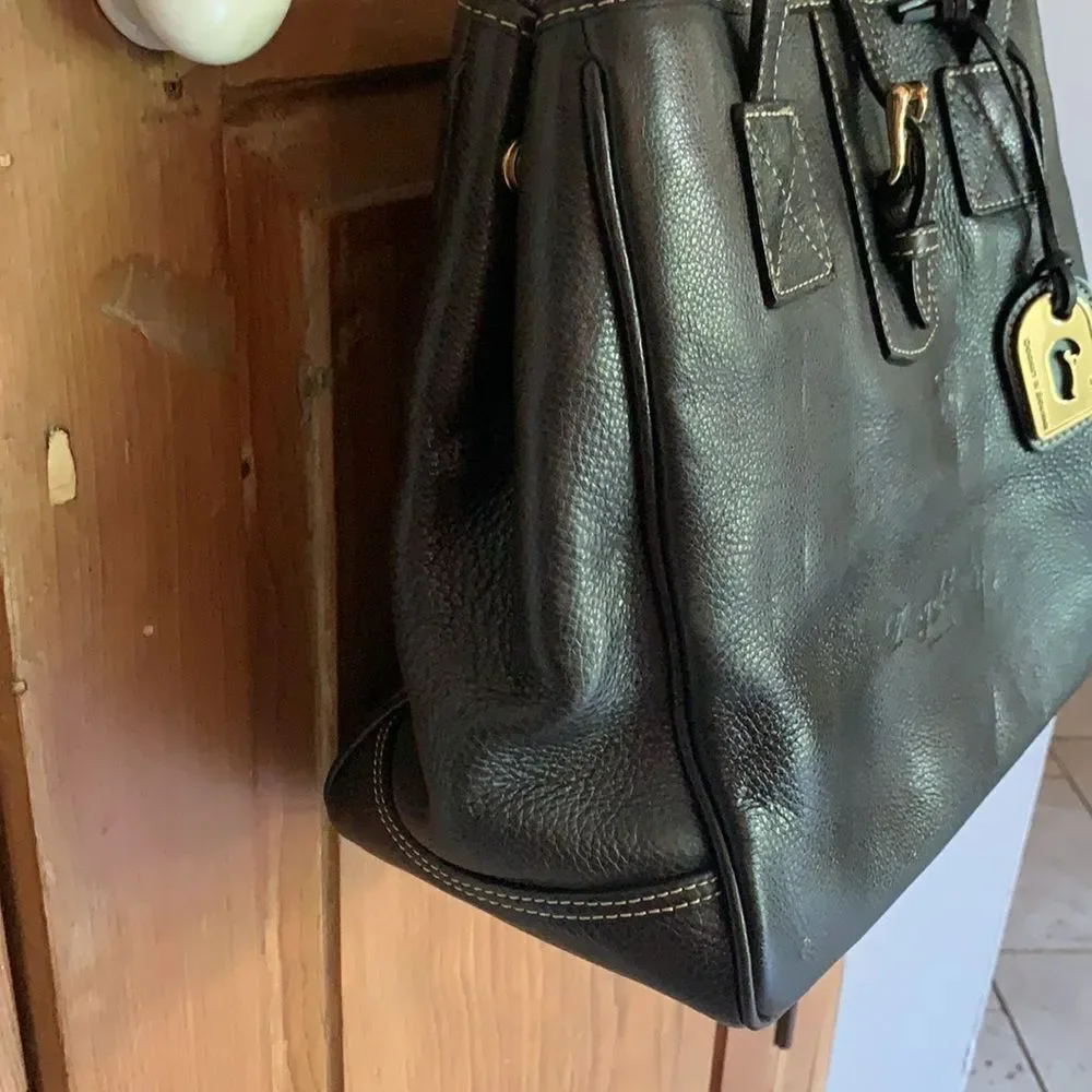 Dooney & Bourke black leather tote handbag